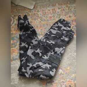 Men's Black and Gray Cargo Pants